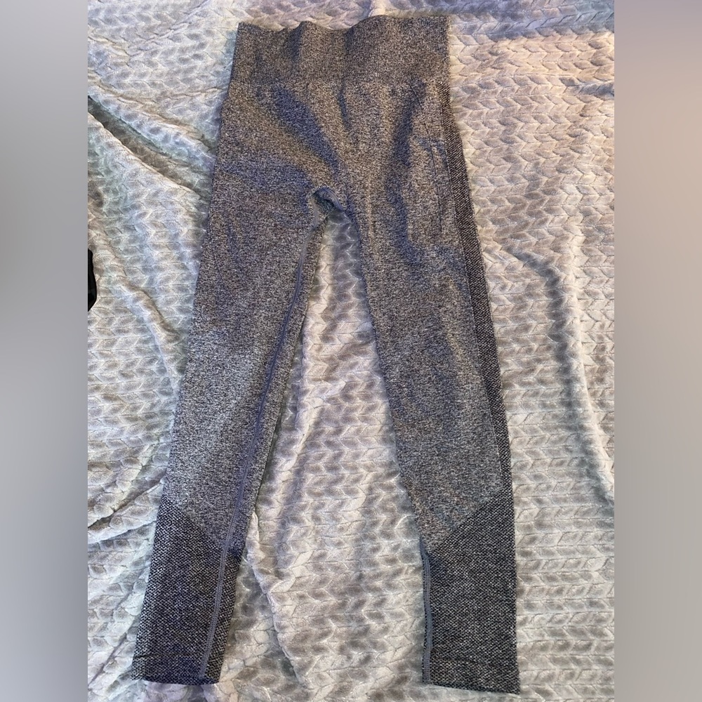 Shein scrunch butt leggings
